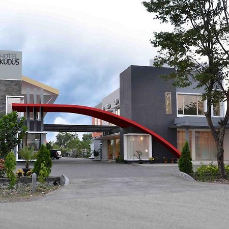 Hotel Kings Kudus Bagian luar foto